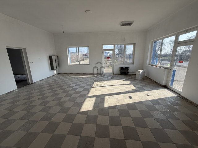 Eladó ipari ingatlan, Hajdúszoboszlón 89.9 M Ft