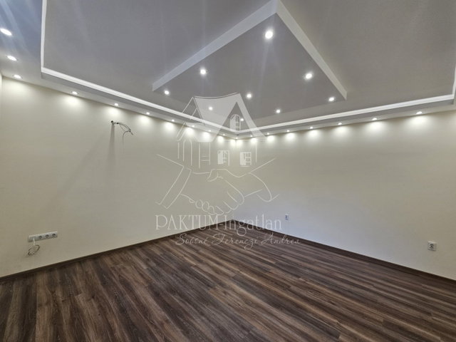 Eladó téglalakás, Szolnokon 40.99 M Ft, 2 szobás
