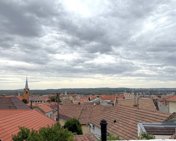 Eladó családi ház, Pécsett 54.9 M Ft, 3 szobás