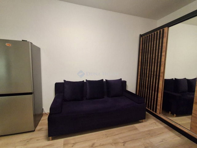 Eladó téglalakás, Budapesten, VIII. kerületben 27.9 M Ft