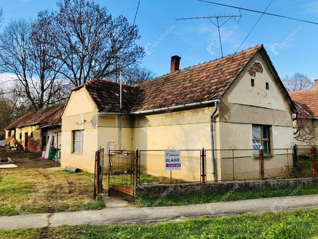 Eladó családi ház, Zalatárnokon 6 M Ft, 2 szobás