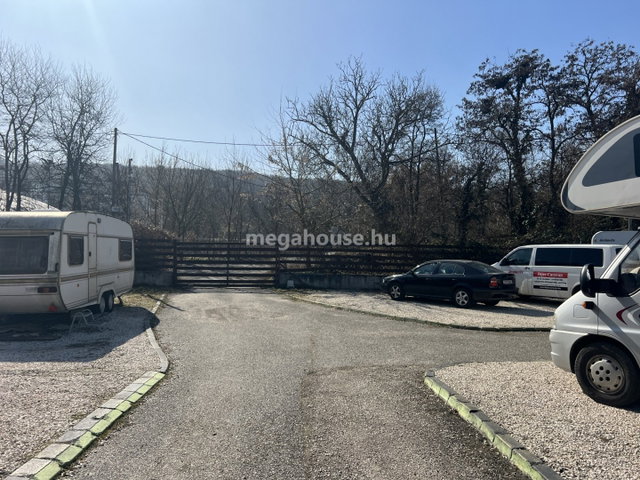 Eladó telek, Budapesten, XI. kerületben, Balatoni úton 1000 M Ft