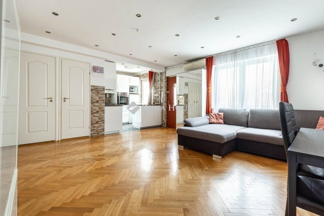 Eladó téglalakás, Budapesten, XIV. kerületben 69.9 M Ft