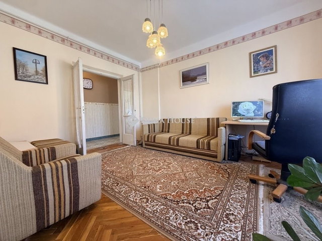Eladó családi ház, Kecskeméten 89.9 M Ft, 6 szobás