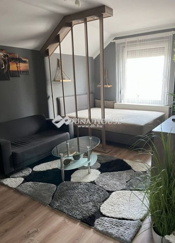 Eladó családi ház, Nagykőrösön 108 M Ft, 5 szobás