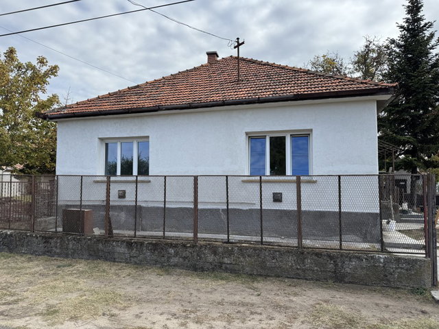 Eladó családi ház, Táborfalván 59.9 M Ft, 3 szobás