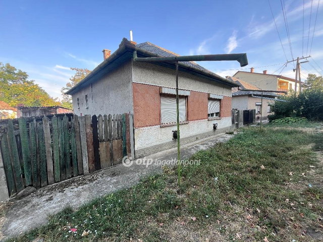 Eladó családi ház, Kunhegyesen 7.6 M Ft, 1+1 szobás