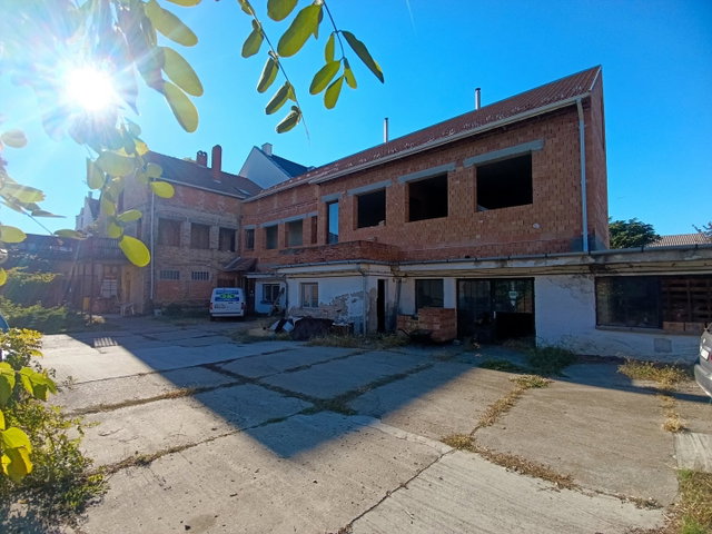 Eladó telek, Szegeden, Faragó utcában 550 M Ft
