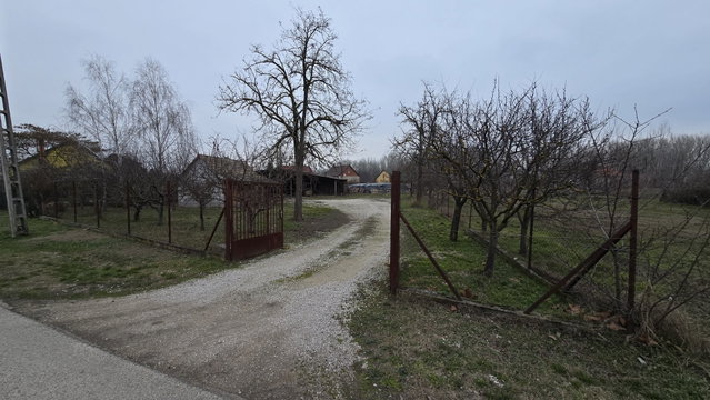 Eladó telek, Dunavecsén, Bajcsy-Zsilinszky utcában 11 M Ft