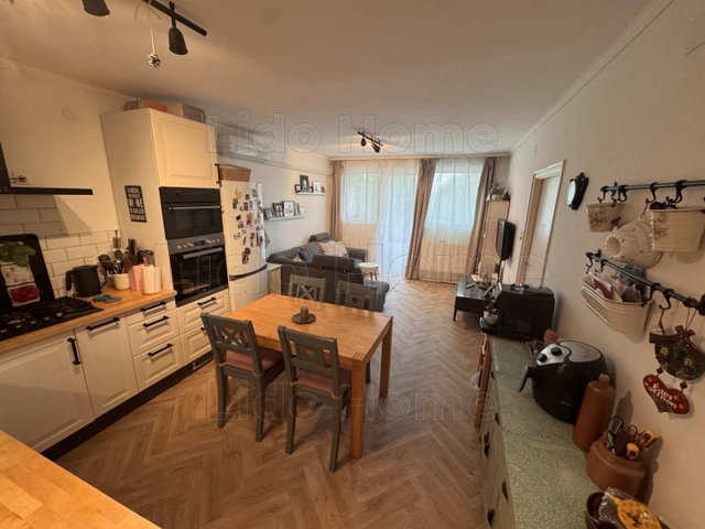 Eladó téglalakás, Zalaszentgróton 36.99 M Ft, 3 szobás