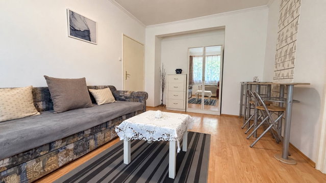 Eladó téglalakás, Szigetszentmiklóson 49 M Ft, 1+1 szobás
