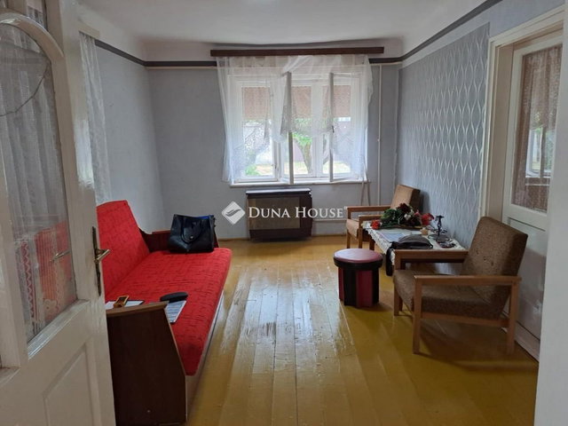 Eladó családi ház, Borotán 7.5 M Ft, 3 szobás