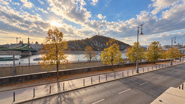 Eladó téglalakás, Budapesten, V. kerületben 209 M Ft, 3+1 szobás