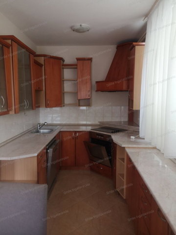 Kiadó sorház, albérlet, Nyíregyházán 325 E Ft / hó