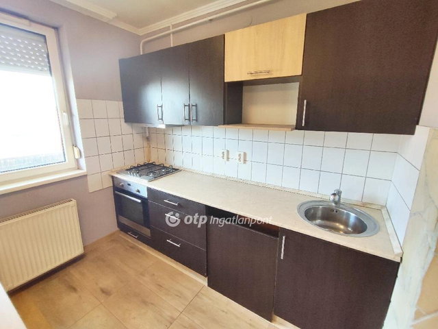 Eladó téglalakás, Nyíregyházán 55 M Ft, 3 szobás