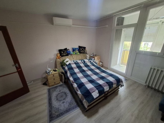 Eladó panellakás, Kiskunfélegyházán 34.9 M Ft, 3 szobás