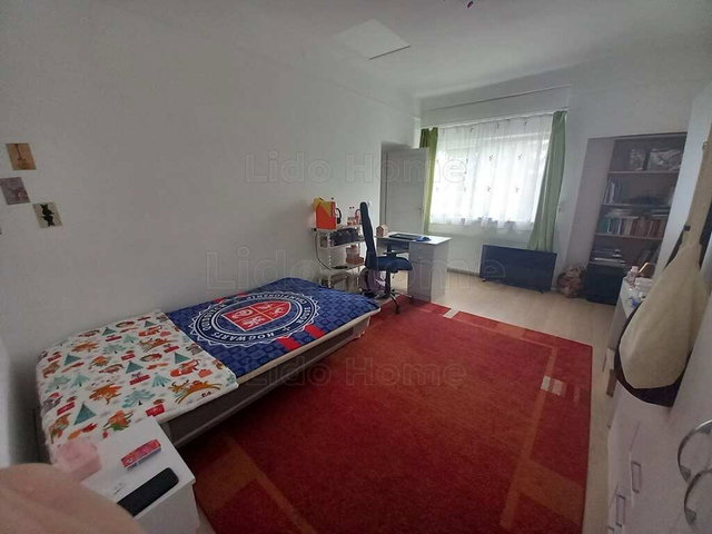 Eladó családi ház, Hévízen 48.9 M Ft, 2 szobás