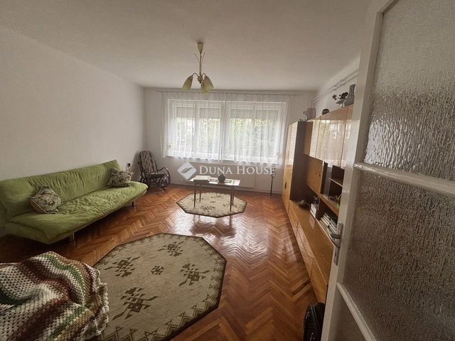 Eladó családi ház, Püspökladányban 85 M Ft, 6 szobás