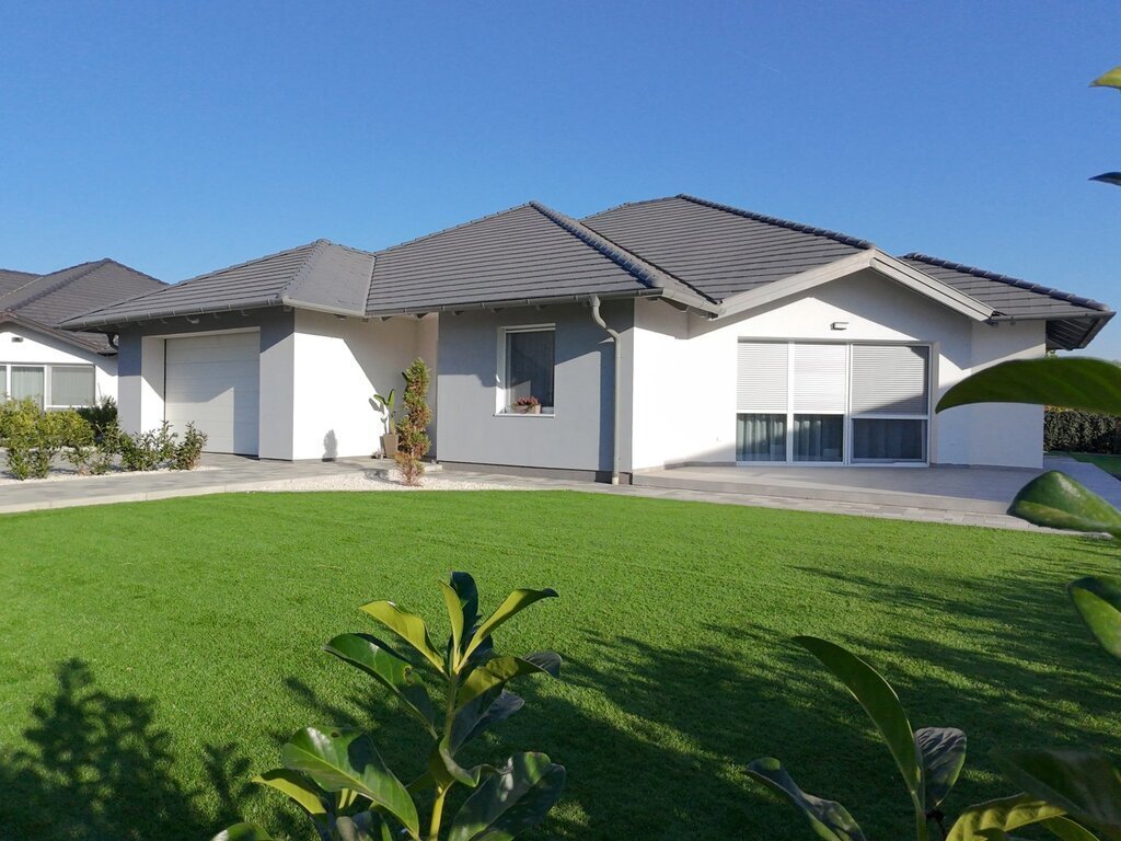 5 hálószoba · 237 m² · 250.000.000 Ft