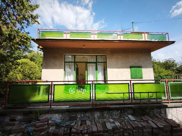 Eladó nyaraló, Lakitelken 21.9 M Ft, 1 szobás