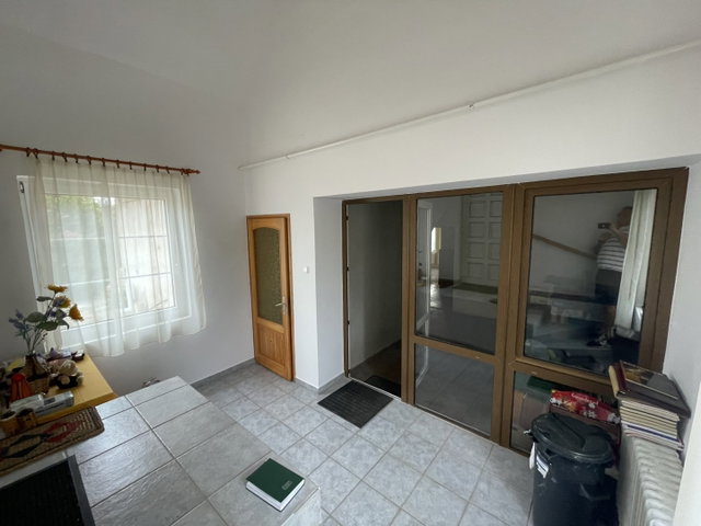 Eladó családi ház, Alsóörsön 199 M Ft, 8 szobás