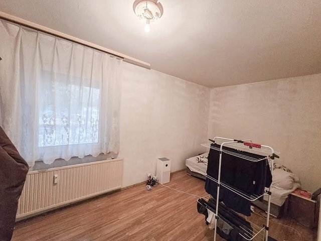 Eladó panellakás, Debrecenben 58.5 M Ft, 3 szobás