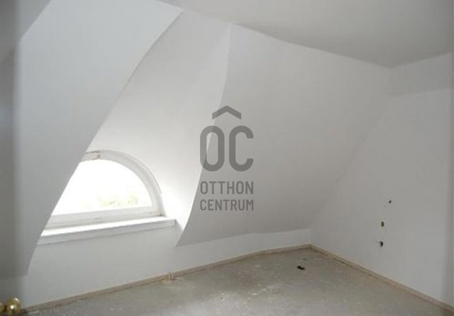 Eladó ipari ingatlan, Fertőszentmiklóson 129 M Ft, 7 szobás