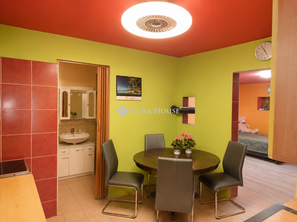 4 bed · 144m² · 68.520.000 ft