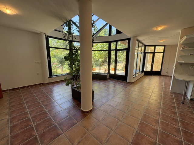 Eladó családi ház, Kaposváron 135 M Ft, 6 szobás