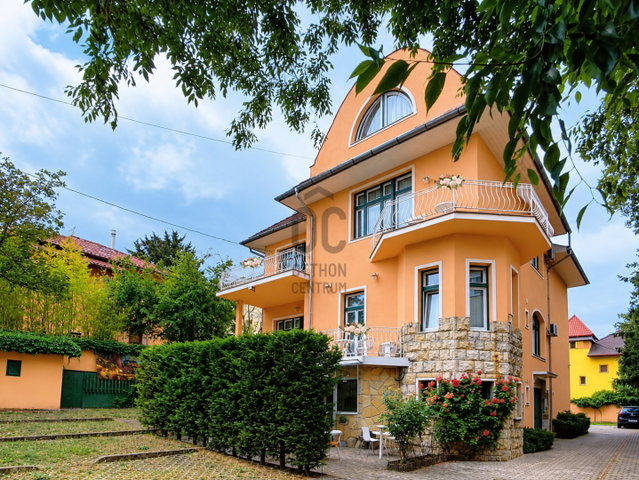 Eladó hotel, Budapesten, XI. kerületben 800 M Ft