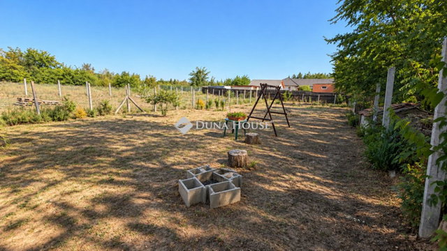 Eladó családi ház, Hernádon 89.9 M Ft, 4 szobás