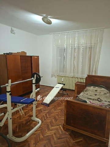 Eladó családi ház, Hajdúböszörményen 48.5 M Ft, 2 szobás