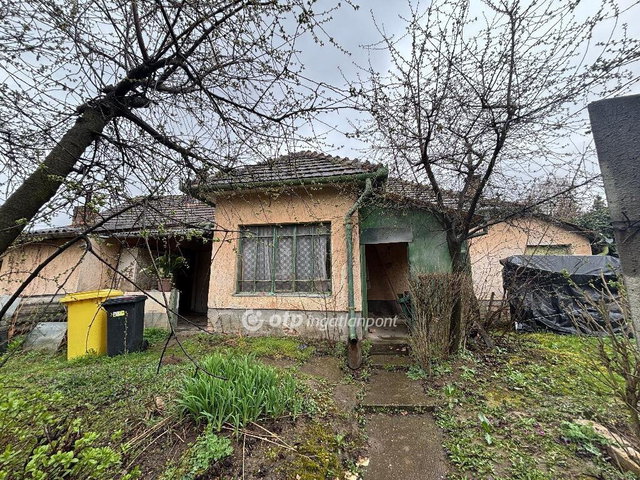 Eladó családi ház, Tabon 15 M Ft, 3 szobás
