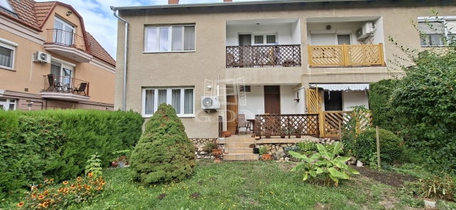 Eladó sorház, Pápán 78 M Ft, 4 szobás / költözzbe.hu