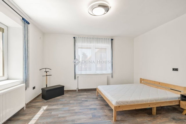 Eladó családi ház, Érden 125 M Ft, 3 szobás