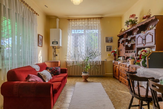Eladó családi ház, Sajószentpéteren 49 M Ft, 4+1 szobás