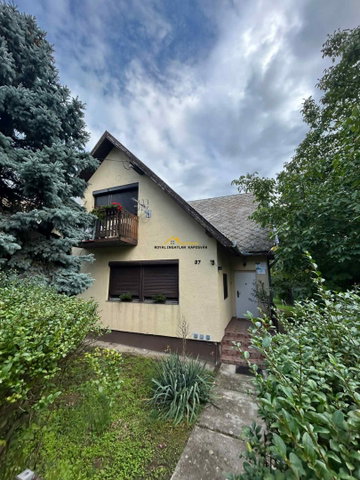 Eladó családi ház, Fonyódon, Kisfaludy utcában 85 M Ft