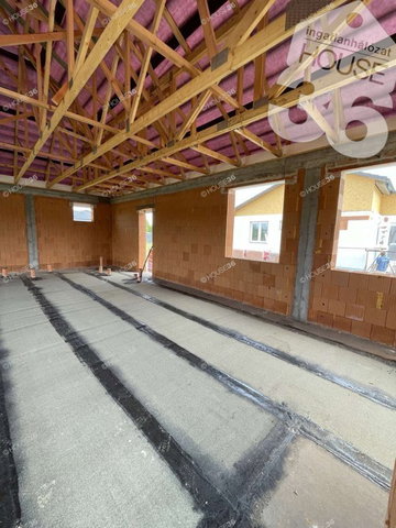 Eladó ikerház, Kecskeméten 125 M Ft, 5 szobás