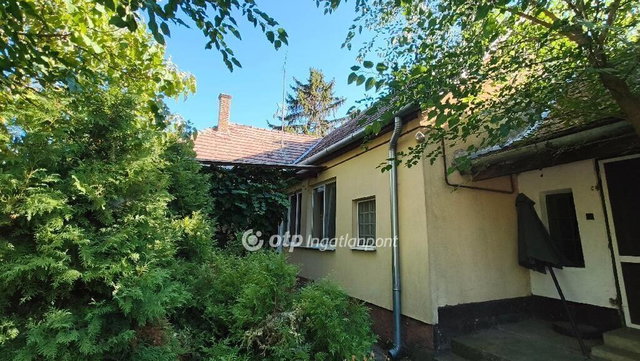Eladó családi ház, Solton 39 M Ft, 3+1 szobás