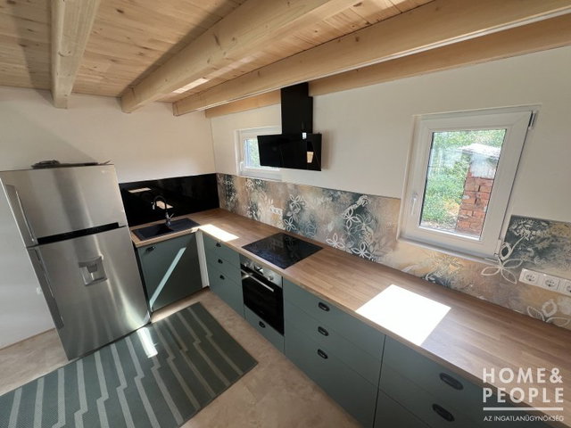 Eladó családi ház, Hódmezővásárhelyen 62.99 M Ft, 3 szobás