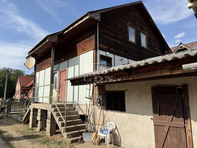 Eladó családi ház, Isaszegen 49.99 M Ft, 5 szobás