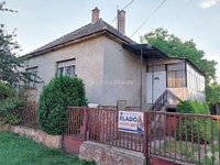 Eladó családi ház
