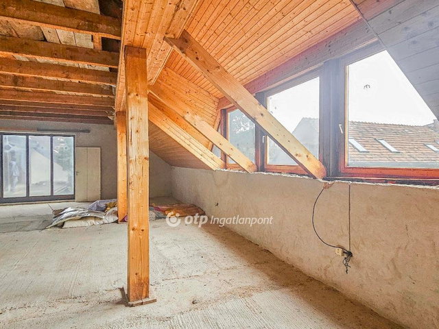 Eladó családi ház, Székesfehérvárott 129 M Ft, 7 szobás