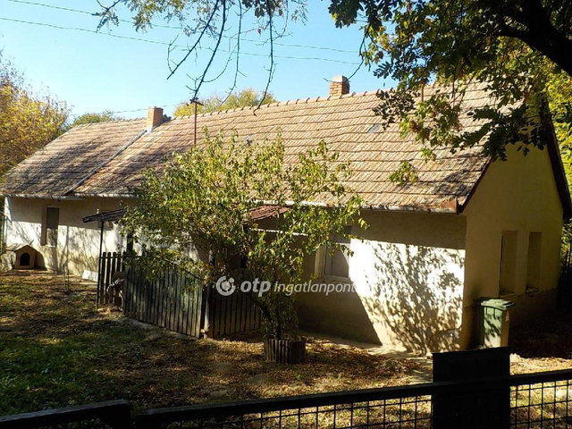 Eladó családi ház, Somogyváron 11.9 M Ft, 2 szobás