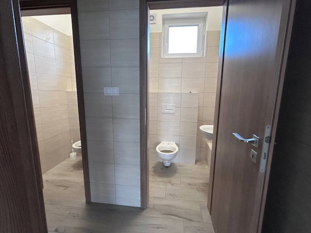 Eladó üzlethelyiség, Gyömrőn 0.4 M Ft / költözzbe.hu