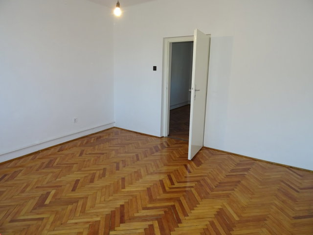 Eladó téglalakás, Szombathelyen 49.49 M Ft, 3 szobás
