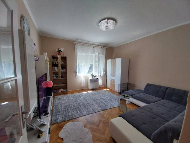Eladó családi ház, Bagon 67.9 M Ft, 2 szobás