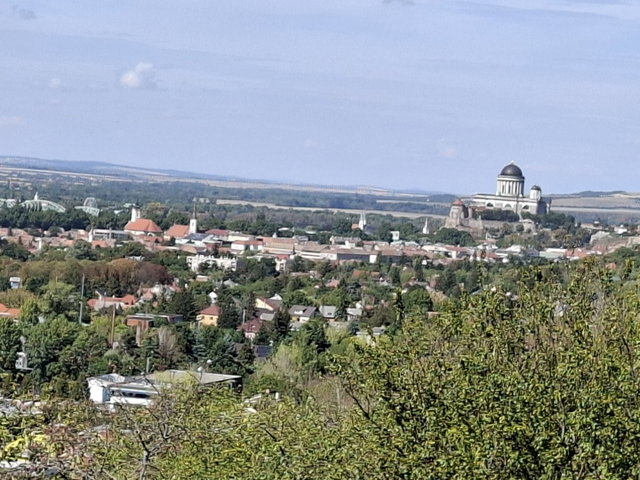 Eladó telek, Esztergomban, Világoshegy dűlőn 85 M Ft