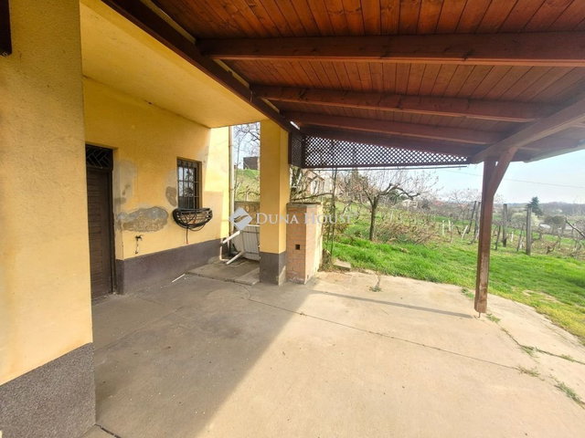 Eladó nyaraló, Mohácson 13.9 M Ft, 2 szobás