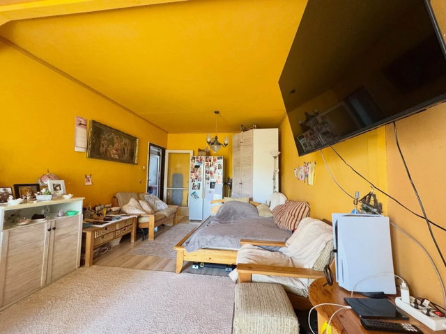Eladó panellakás, Szegeden 45.7 M Ft, 1+1 szobás